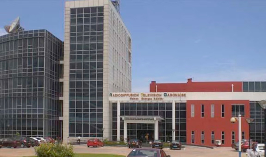 En 2010 – Plateforme SMS to TV dédiée aux services à valeur ajoutée par GSM au profit des chaînes de télévision.